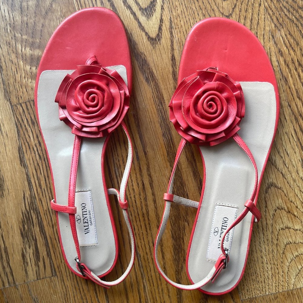 Valentino Flat Leather Floral Sandals - Size 7